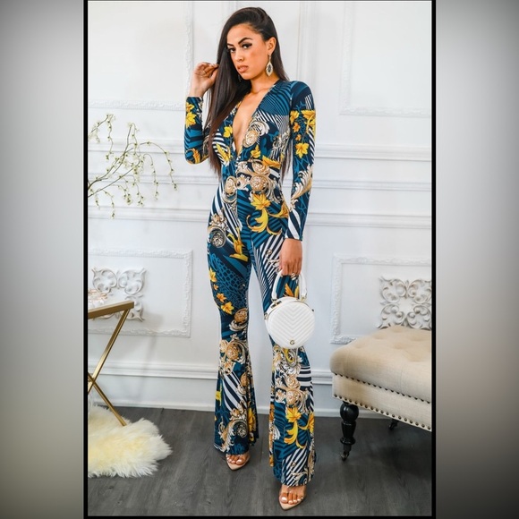 - Floral Print Jumpsuit - Picture 2 of 5